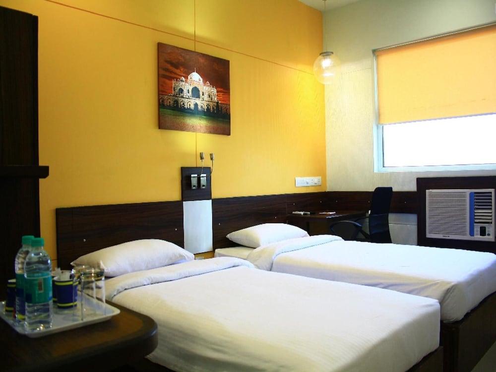 East Delhi Hotel New Delhi Buitenkant foto