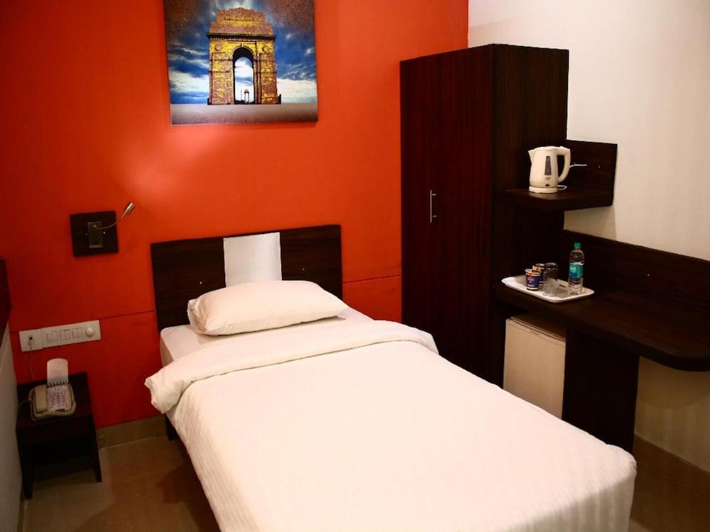 East Delhi Hotel New Delhi Buitenkant foto
